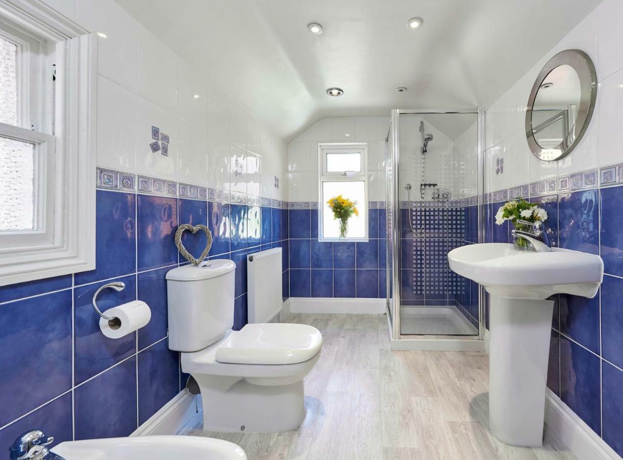 Villa Harbour House à Whitby Extérieur photo